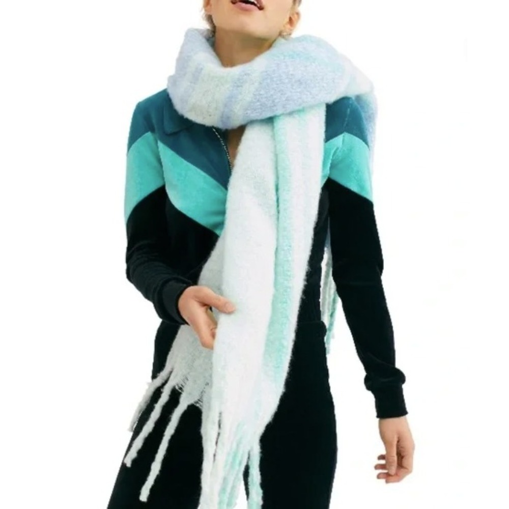 NEW Free People Chunky Gemini Pastel Plaid Winter Scarf, Blue and Green